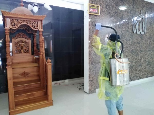 Penyemprotan Disinfektan